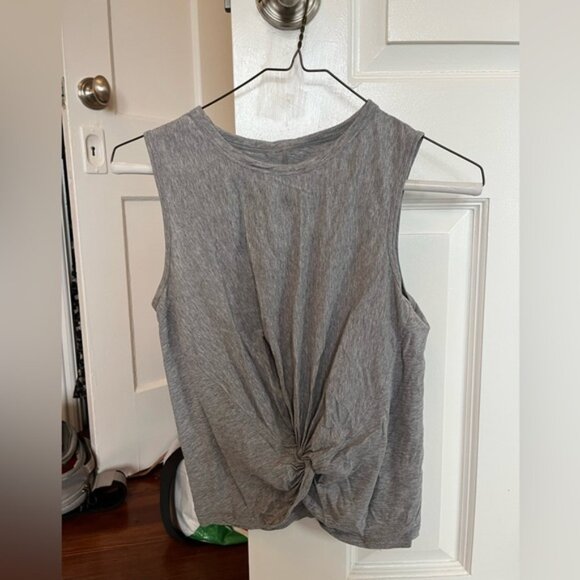 Lululemon Gray Sleeveless Twist Front Knot Tank Top - Picture 1 of 3